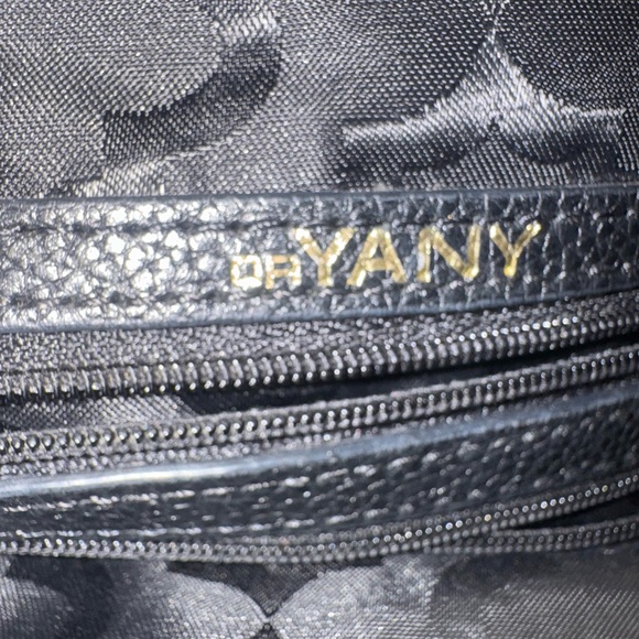 Black and silver soft leather purse $150 - Picture 2 of 5